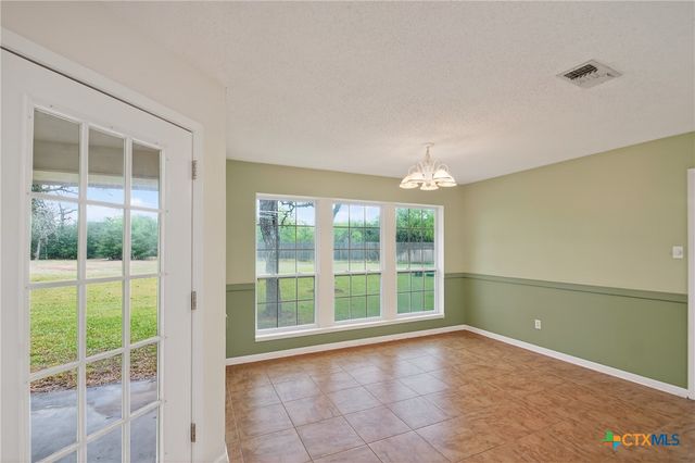 603 Oakway Street, Victoria, TX 77905