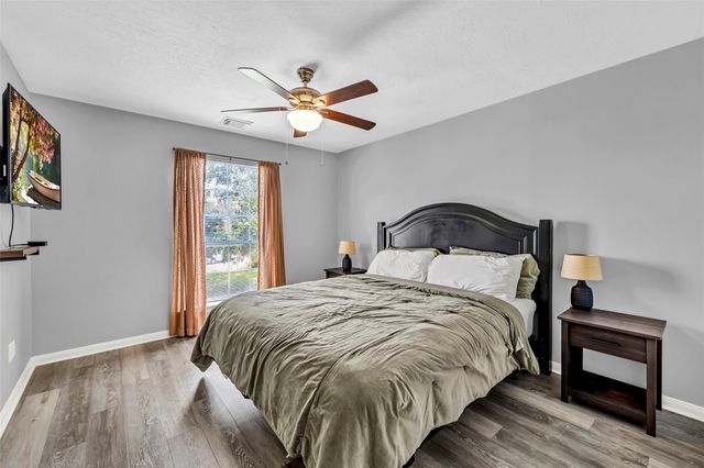 3925 Lowden Street B, Houston, TX 77051