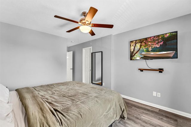 3925 Lowden Street B, Houston, TX 77051