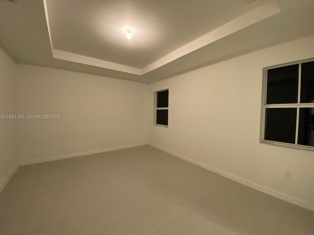 2310 SE 28th Dr, Homestead, FL 33035