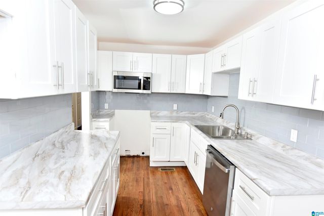 1448 12TH STREET, Midfield, AL 35228