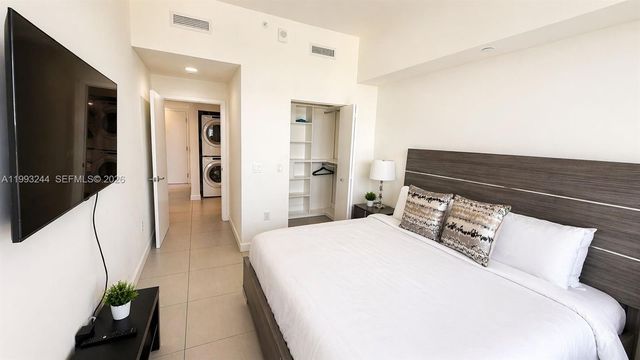 5350 NW 84th Ave 1812, Doral, FL 33166