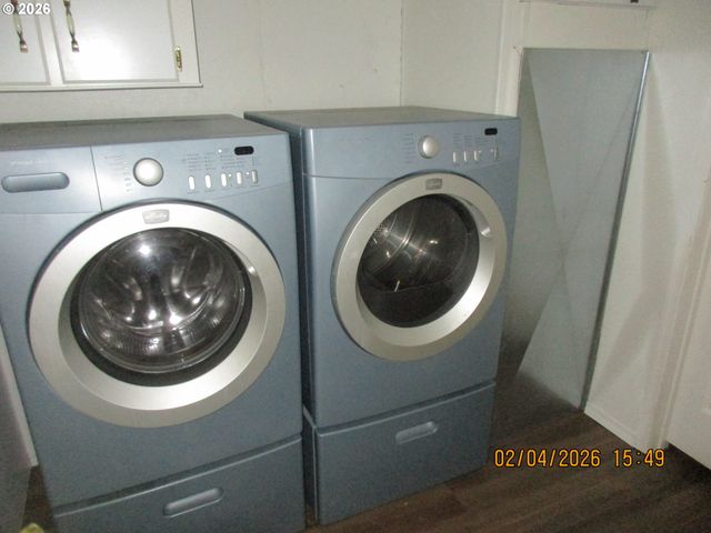 751 Se MEADOWOOD Dr, Winston, OR 97496