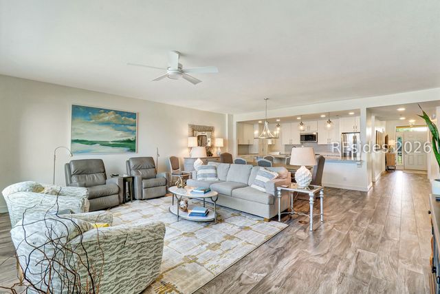 2 Village North Dr Apt 25, Hilton Head Island, SC 29926