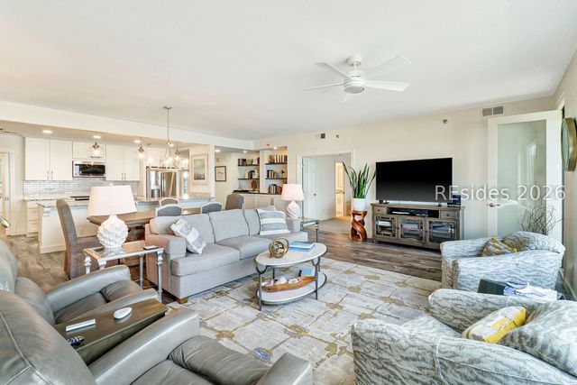 2 Village North Dr Apt 25, Hilton Head Island, SC 29926