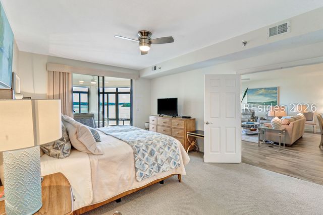 2 Village North Dr Apt 25, Hilton Head Island, SC 29926