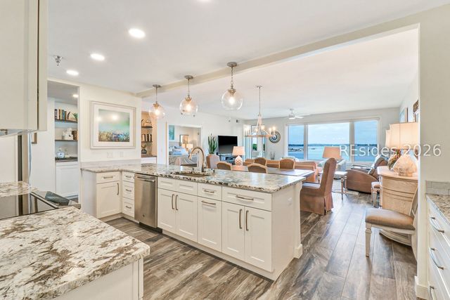 2 Village North Dr Apt 25, Hilton Head Island, SC 29926