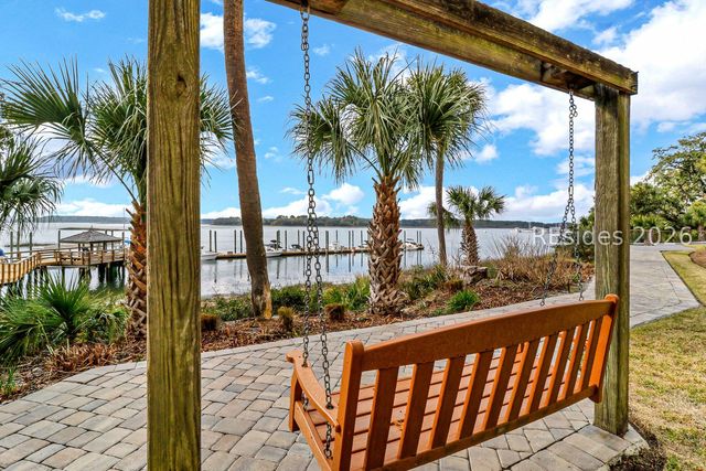2 Village North Dr Apt 25, Hilton Head Island, SC 29926