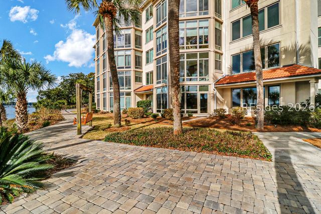 2 Village North Dr Apt 25, Hilton Head Island, SC 29926