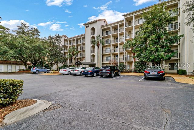 2 Village North Dr Apt 25, Hilton Head Island, SC 29926