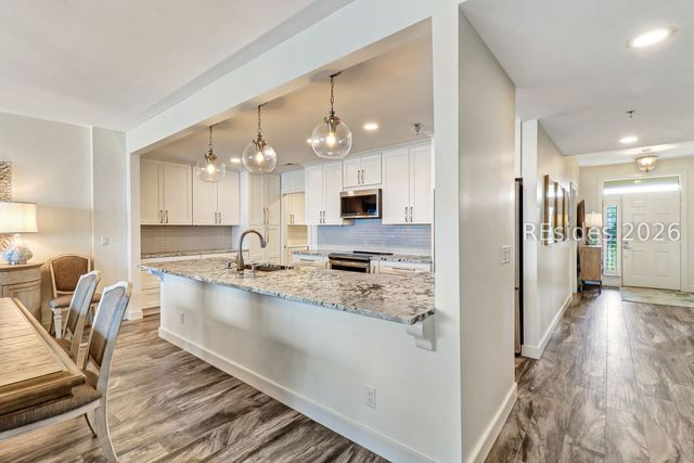 2 Village North Dr Apt 25, Hilton Head Island, SC 29926