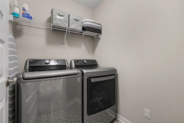 482 Windchime Drive, Comstock Park, MI 49321