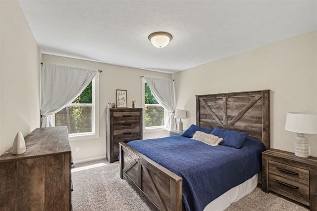 482 Windchime Drive, Comstock Park, MI 49321