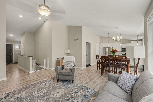 482 Windchime Drive, Comstock Park, MI 49321