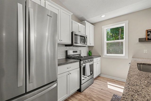 482 Windchime Drive, Comstock Park, MI 49321