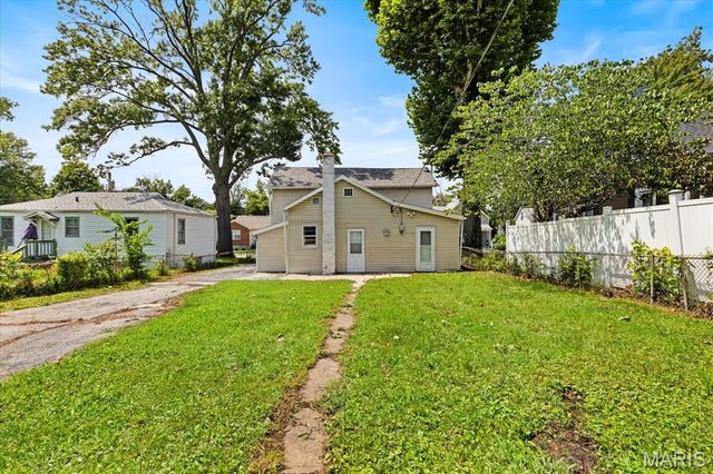 1292 Purcell Avenue, Pagedale, MO 63133