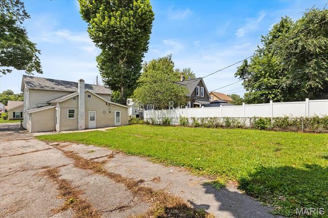 1292 Purcell Avenue, Pagedale, MO 63133