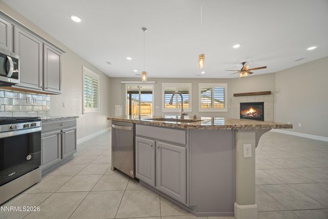 1180 Ferretto Parkway, Dayton, NV 89403