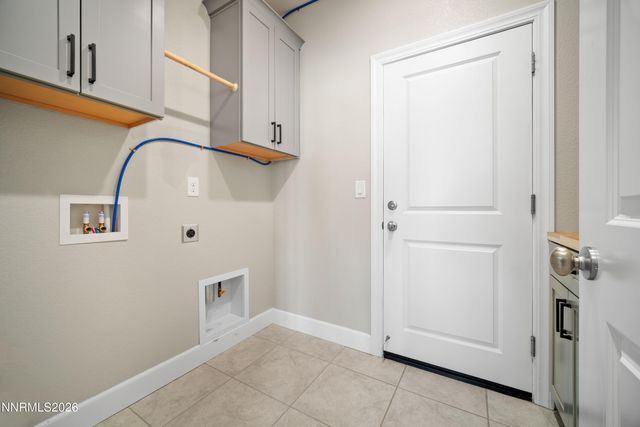 1180 Ferretto Parkway, Dayton, NV 89403