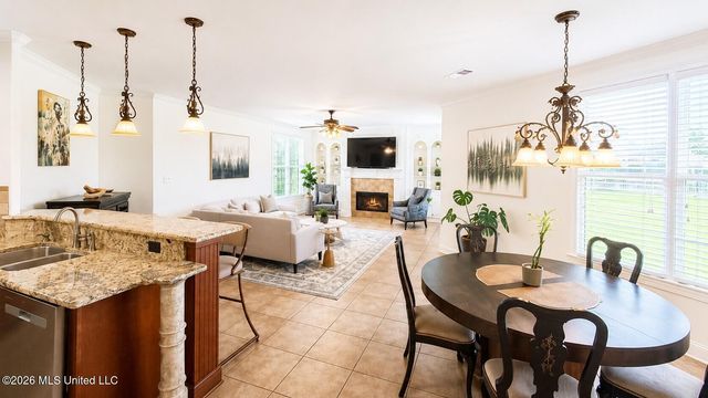 6439 Cody Cove, Olive Branch, MS 38654