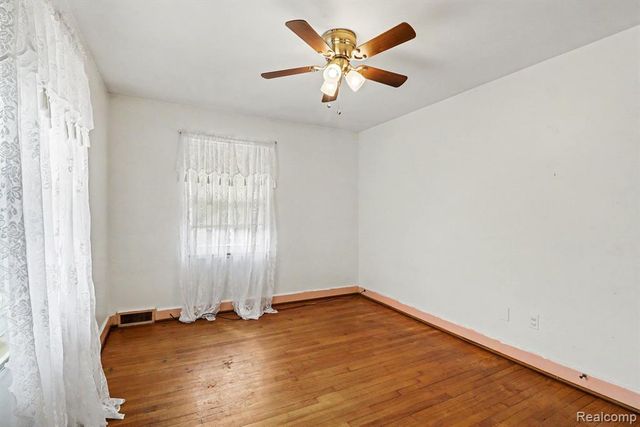 12851 E Outer Drive, Detroit, MI 48224