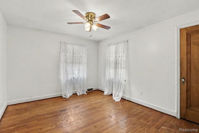 12851 E Outer Drive, Detroit, MI 48224
