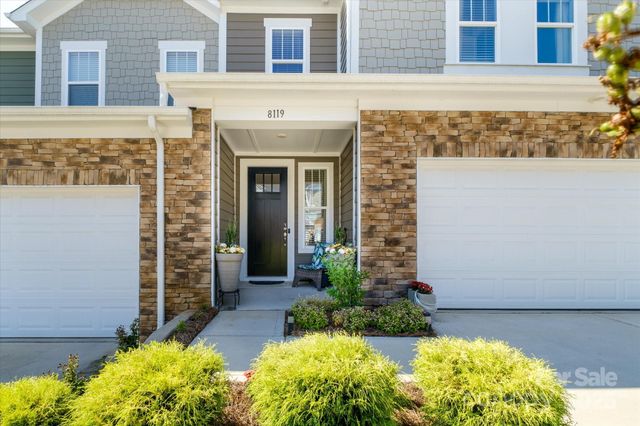 8119 Merryvale Lane, Charlotte, NC 28214