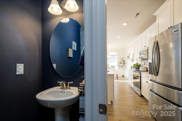 8119 Merryvale Lane, Charlotte, NC 28214
