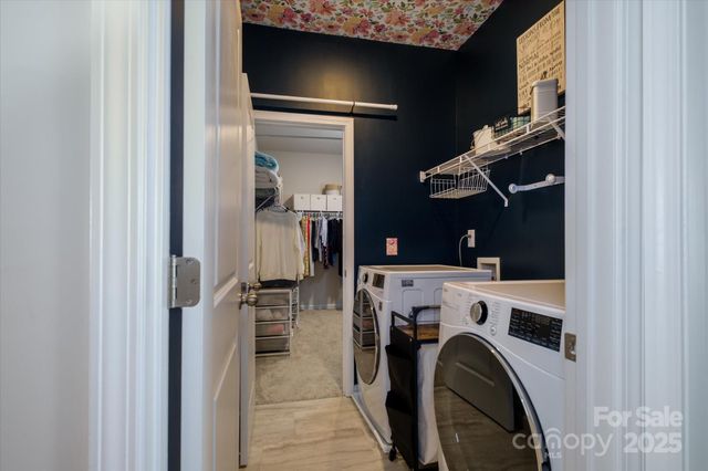 8119 Merryvale Lane, Charlotte, NC 28214