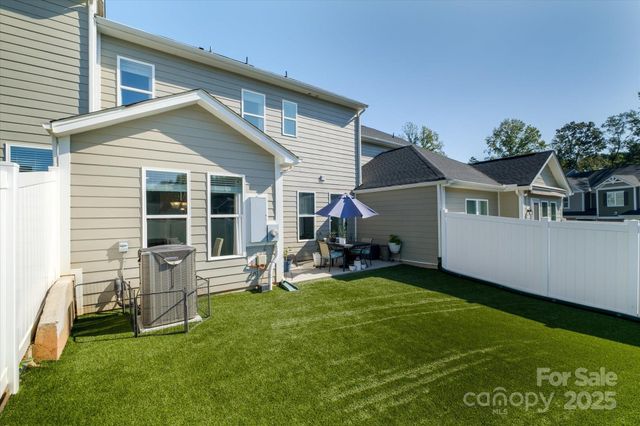 8119 Merryvale Lane, Charlotte, NC 28214