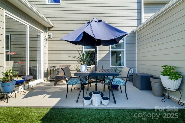 8119 Merryvale Lane, Charlotte, NC 28214