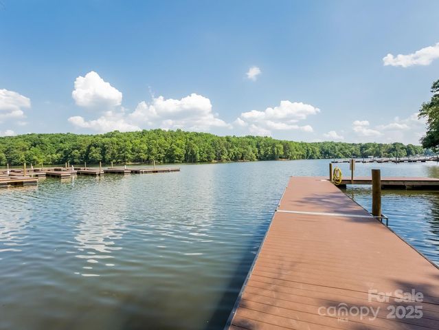 8119 Merryvale Lane, Charlotte, NC 28214