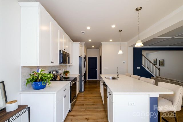 8119 Merryvale Lane, Charlotte, NC 28214