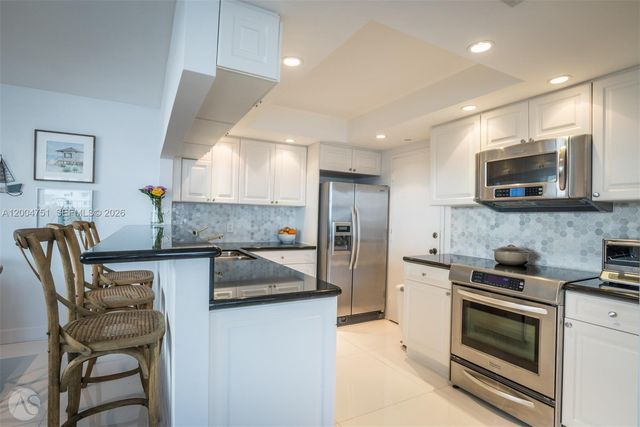 177 Ocean Lane Dr 1209, Key Biscayne, FL 33149