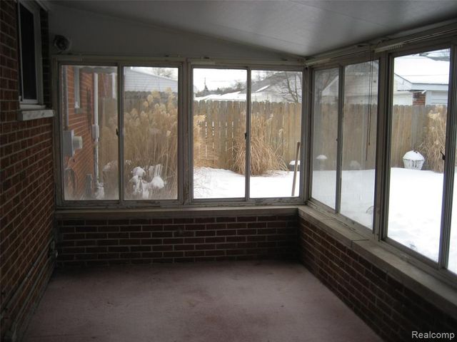 15142 Fordline Street, Southgate, MI 48195