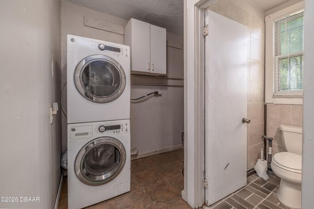 120 N Adams Street, Daytona Beach, FL 32114