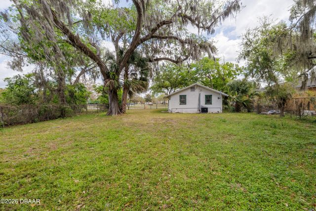 120 N Adams Street, Daytona Beach, FL 32114