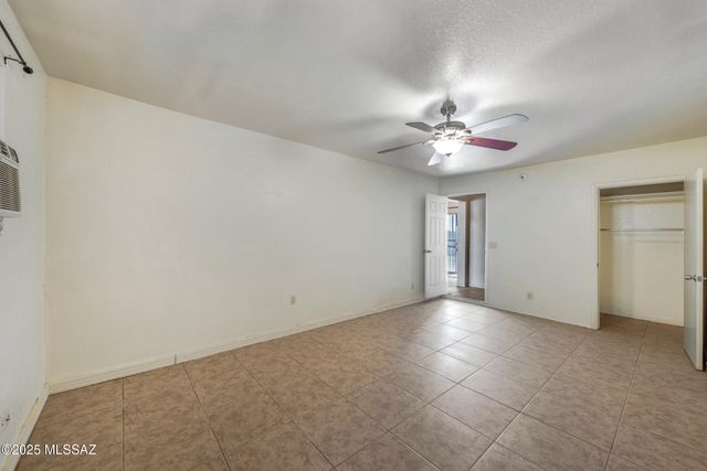 2275 W Dakota Street, Tucson, AZ 85746