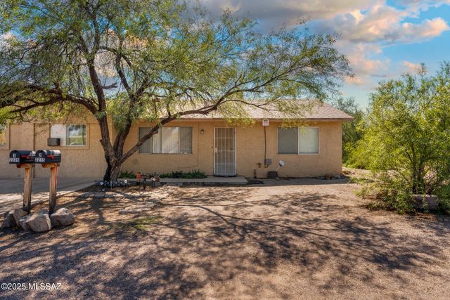 2275 W Dakota Street, Tucson, AZ 85746