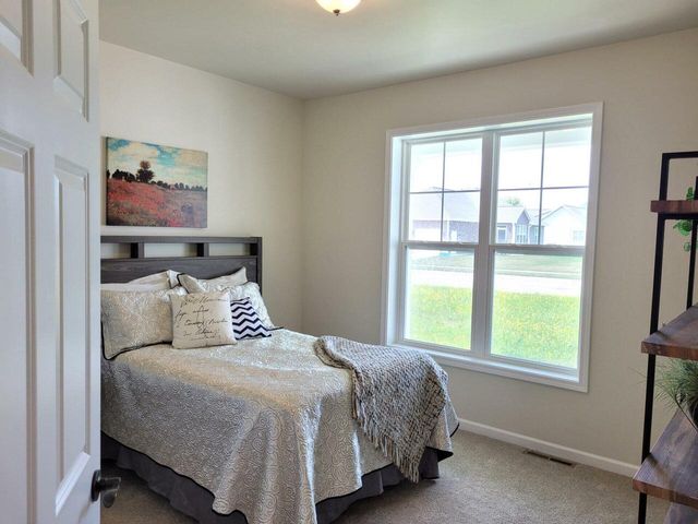 301 Deer Meadow DRIVE, Fredonia, WI 53021