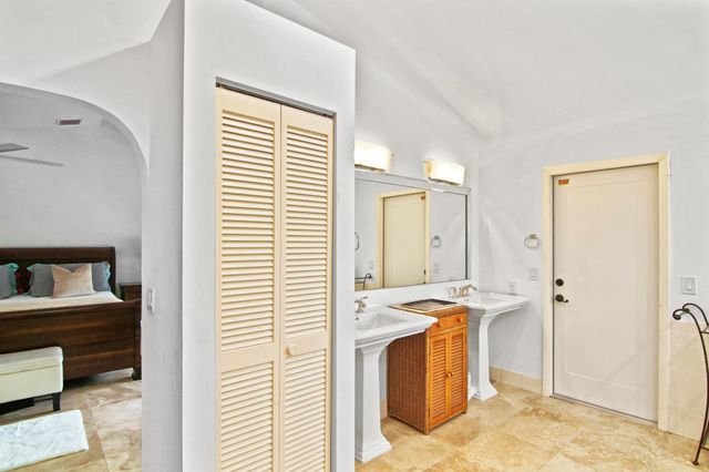 6329 Park Lane E, Lake Worth, FL 33449