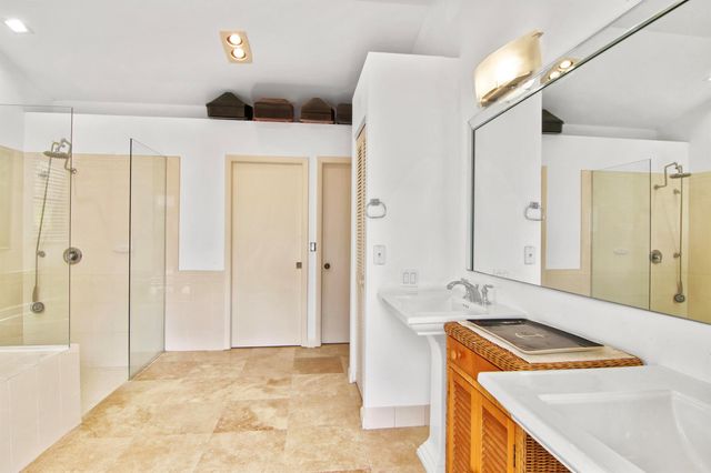 6329 Park Lane E, Lake Worth, FL 33449