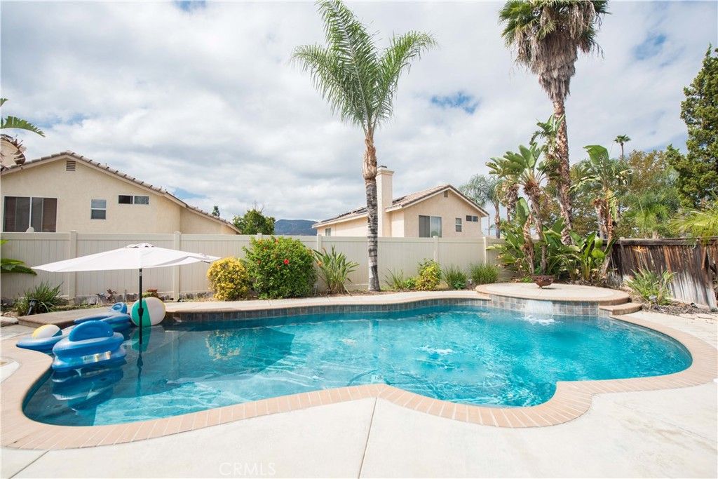 3018 Sundown Lane, Corona, CA 92882 — photo 2