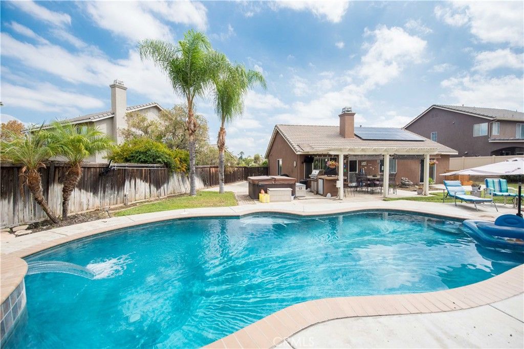 3018 Sundown Lane, Corona, CA 92882 — photo 3