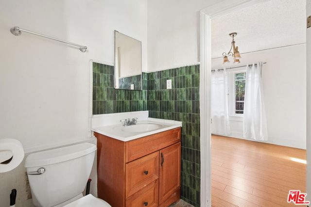 1238 N Gardner Street, West Hollywood, CA 90046
