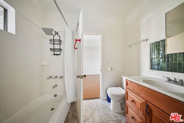 1238 N Gardner Street, West Hollywood, CA 90046