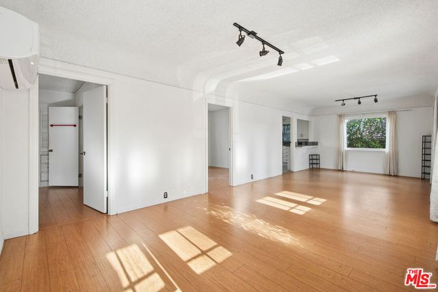 1238 N Gardner Street, West Hollywood, CA 90046