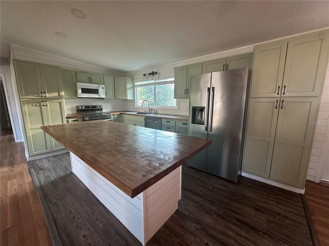 4722 HARRIS AVENUE, Sarasota, FL 34233