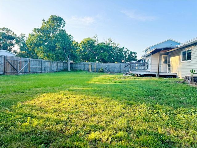 4722 HARRIS AVENUE, Sarasota, FL 34233
