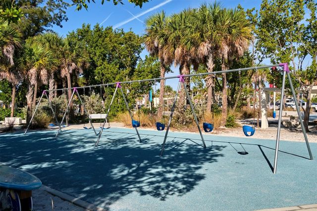 4722 HARRIS AVENUE, Sarasota, FL 34233